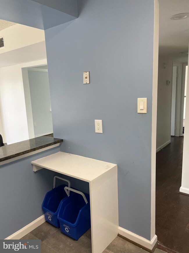 The Pines of Leisure World unit 1404, Silver Spring, MD 20906 - photo 4