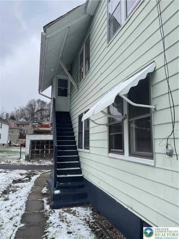 30 Coal St unit 2, Glen Lyon, PA 18617 - photo 2