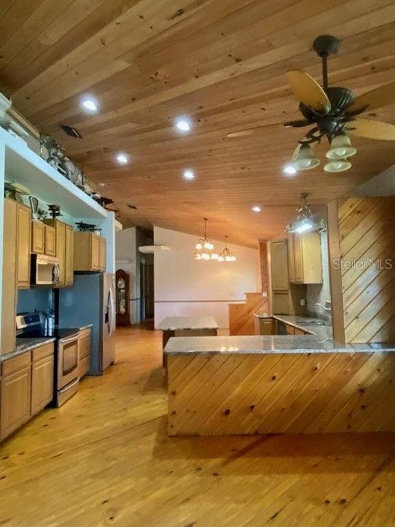 8745 Terra Ct, Zephyrhills, FL 33540 - photo 3