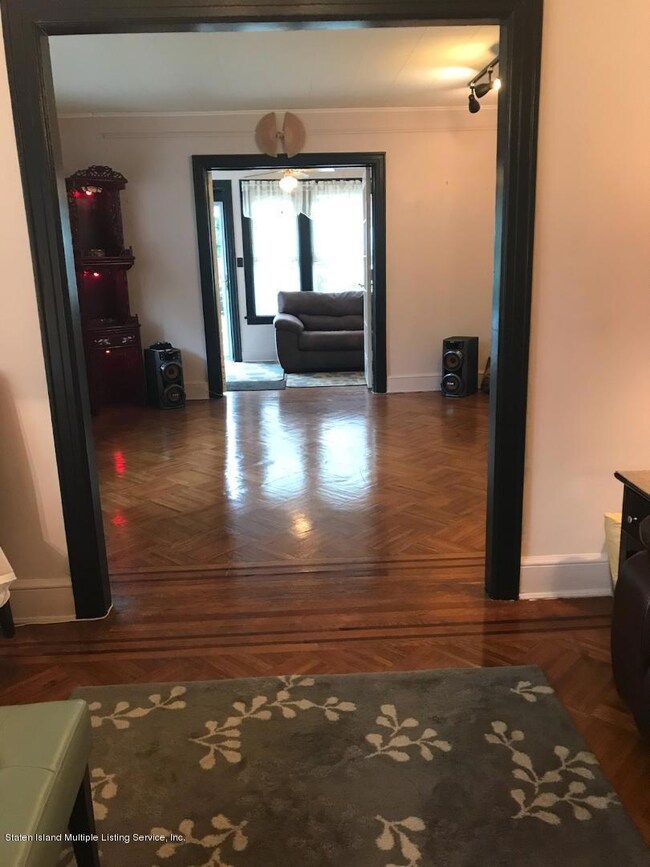 93 Delafield Place, Staten Island, NY 10310 - photo 7