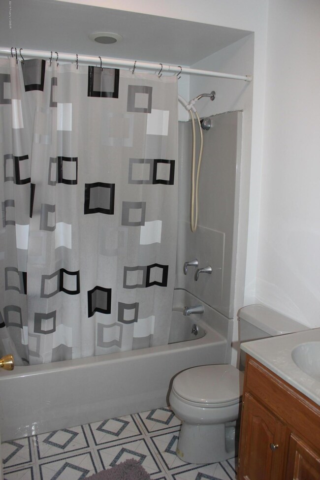 67 Shoemaker St, Kingston, PA 18704 - photo 7