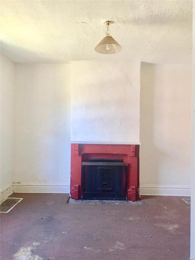 4017 Dryden Ave, Saint Louis, MO 63115 - photo 5