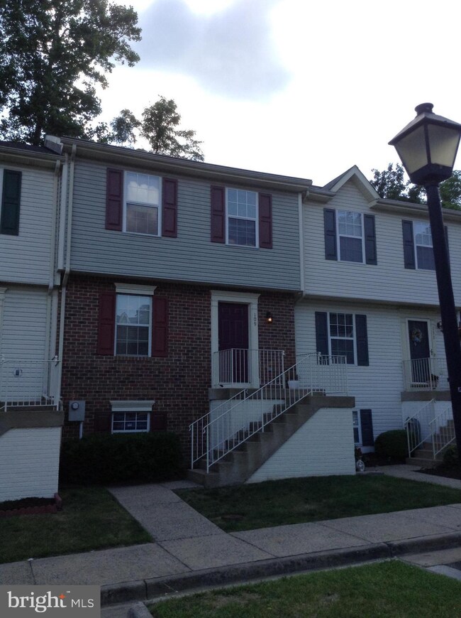 109 Mews Ct, Stafford, VA 22556 - photo 2