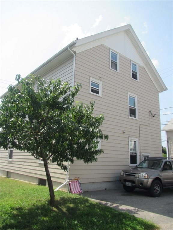 995-997 Mendon Rd, Cumberland, RI 02864 - photo 5