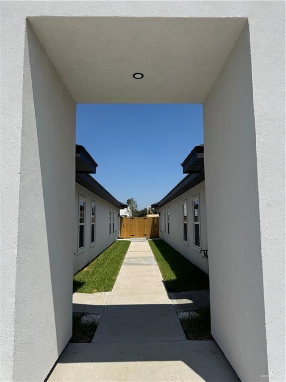 2101 Selena St unit 3, Mission, TX 78572 - photo 2