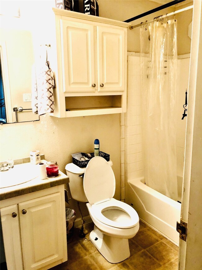 7120 W Knoll St, Houston, TX 77028 - photo 7