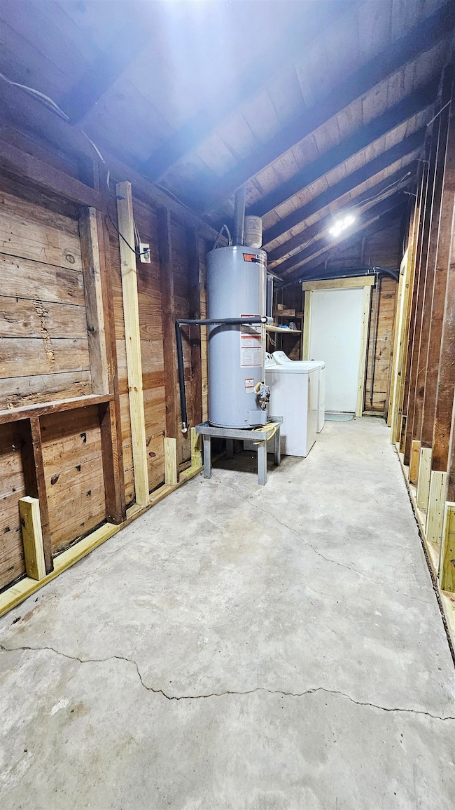 140 W Hooks St, Sour Lake, TX 77659 - photo 7