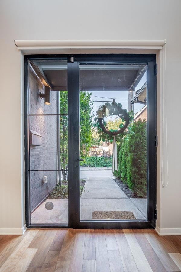 598 Lathrop St, Columbus, OH 43206 - photo 2