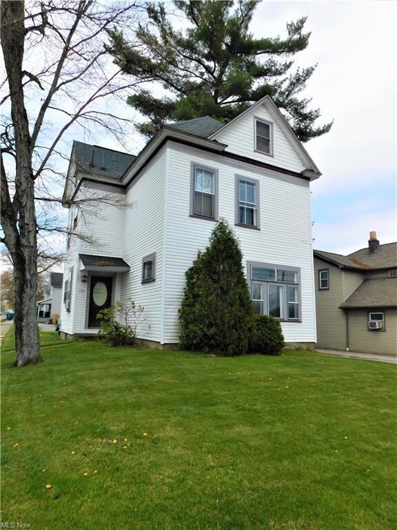204 N Main St