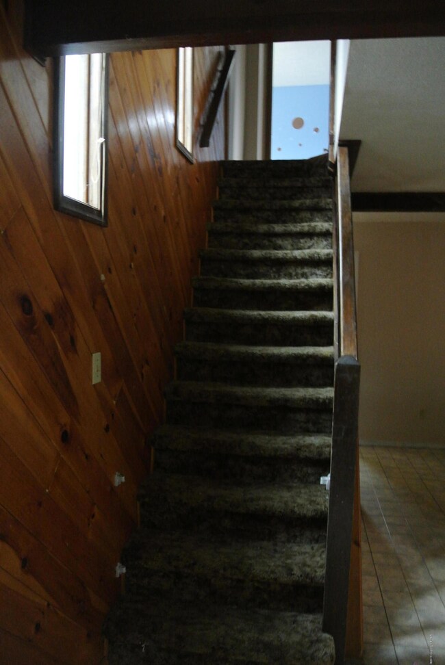 8574 Bumble Bee Way, Tobyhanna, PA 18466 - photo 3