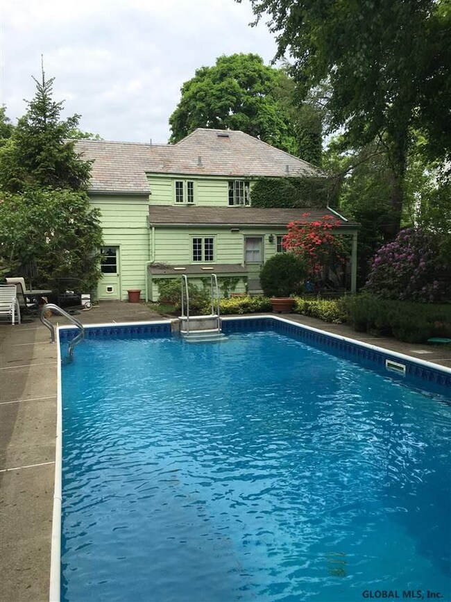 161 Rosemont St, Albany, NY 12206 - photo 4