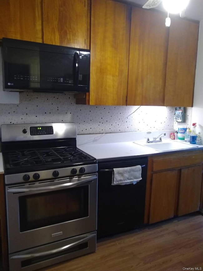 81-5 149th Ave, Howard Beach, NY 11414 - photo 6