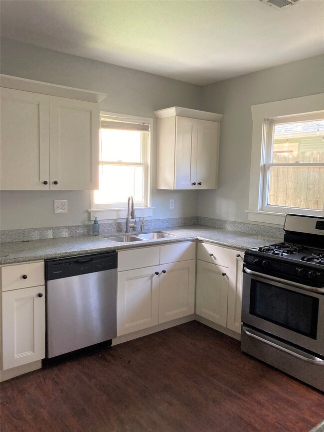 1036 Key St, Houston, TX 77009 - photo 6