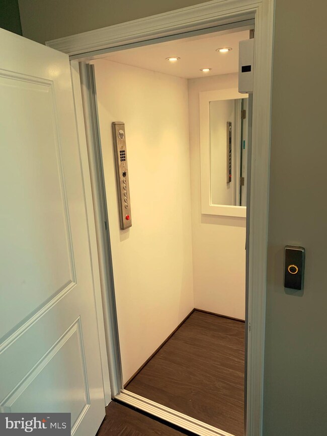 42906 Sandy Quail Terrace, Brambleton, VA 20148 - photo 2