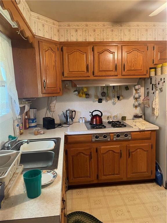 3318 Thomas St, Whitehall, PA 18052 - photo 7