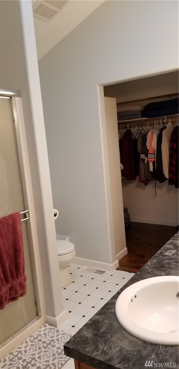 621 S Wagon Rd, Othello, WA 99344 - photo 2