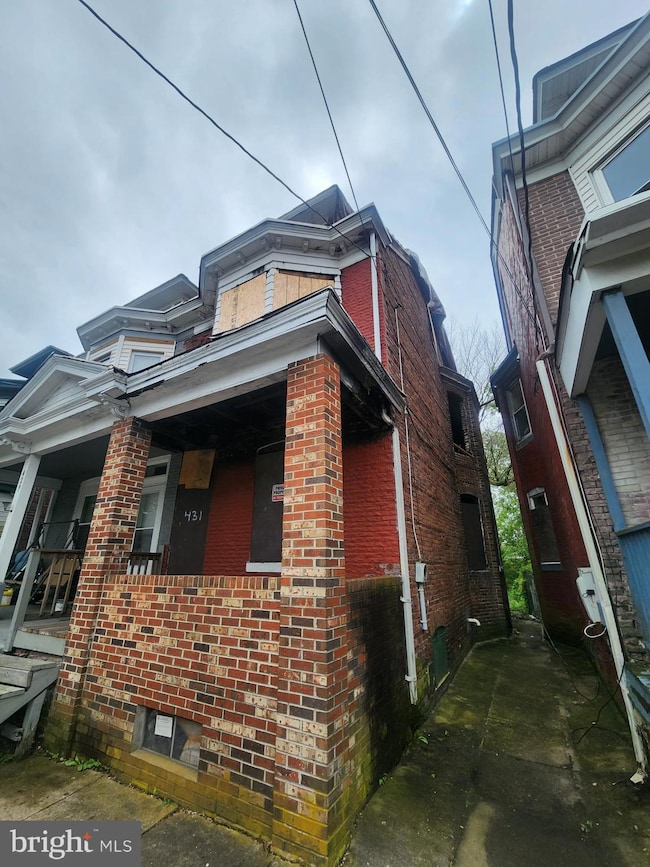 431 W Hanover St, Trenton, NJ 08618 - photo 2