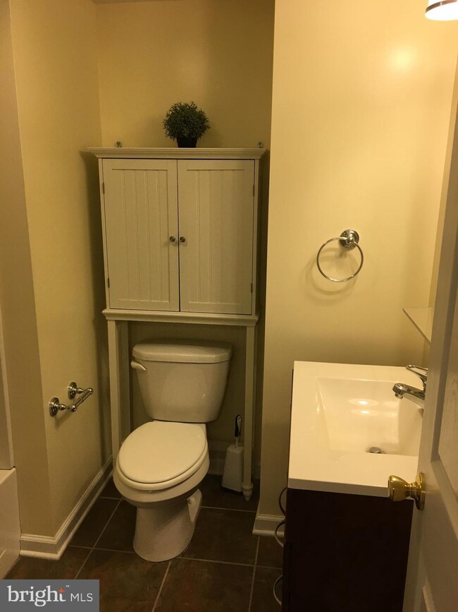 15 Oregon St, Mercersburg, PA 17236 - photo 7