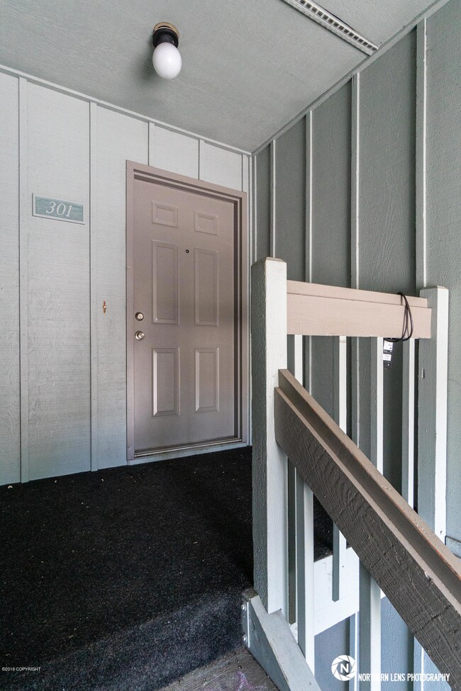 6_EntranceExterior