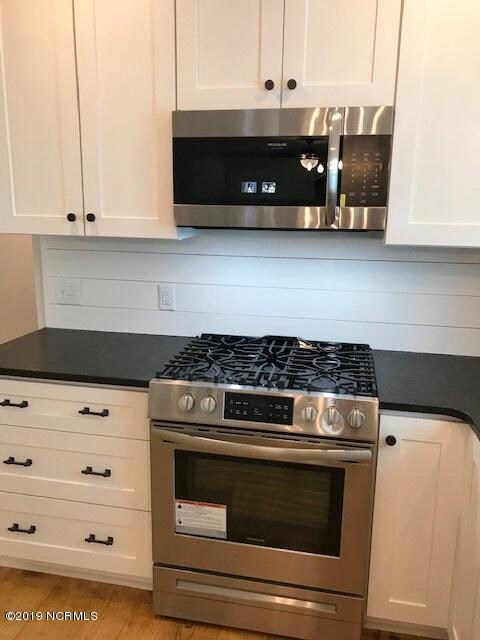 518 S 4th St, Wilmington, NC 28401 - photo 6