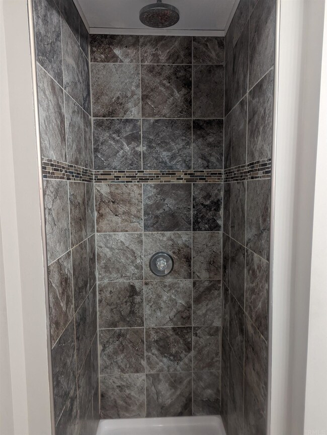 723 Main St, New Haven, IN 46774 - photo 6