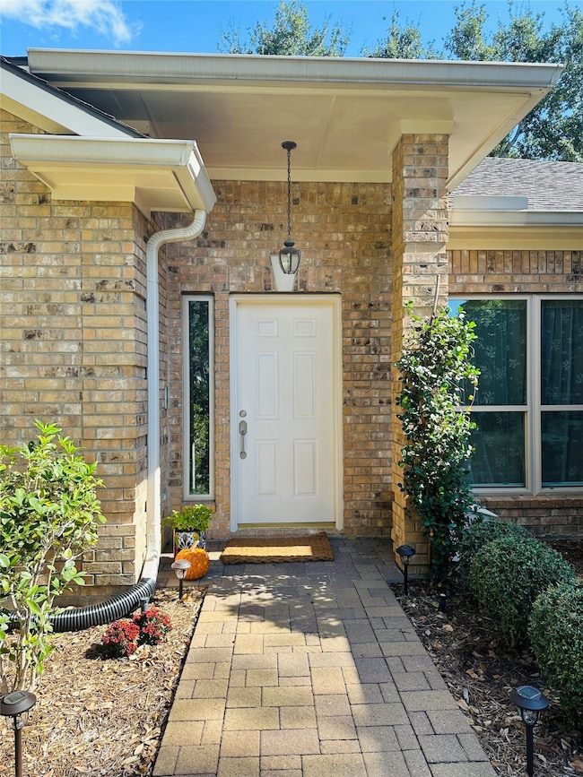 12922 Mills Bend St, Houston, TX 77070 - photo 5