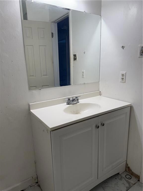 421 Chavers St, Mobile, AL 36617 - photo 7