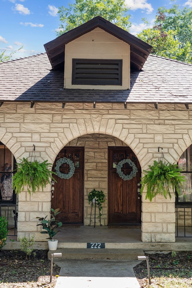 222 S Edgefield Ave, Dallas, TX 75208 - photo 2