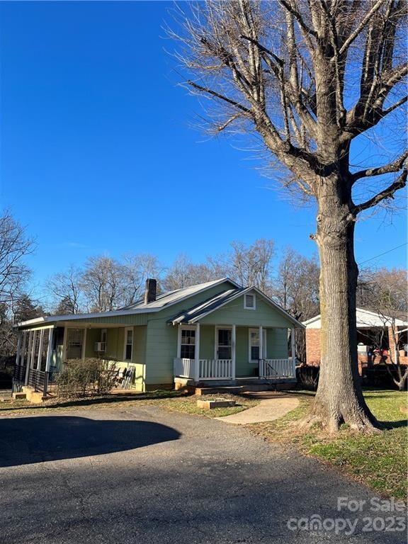 1095 Turnersburg Hwy unit 10, 11, Statesville, NC 28625 - photo 2