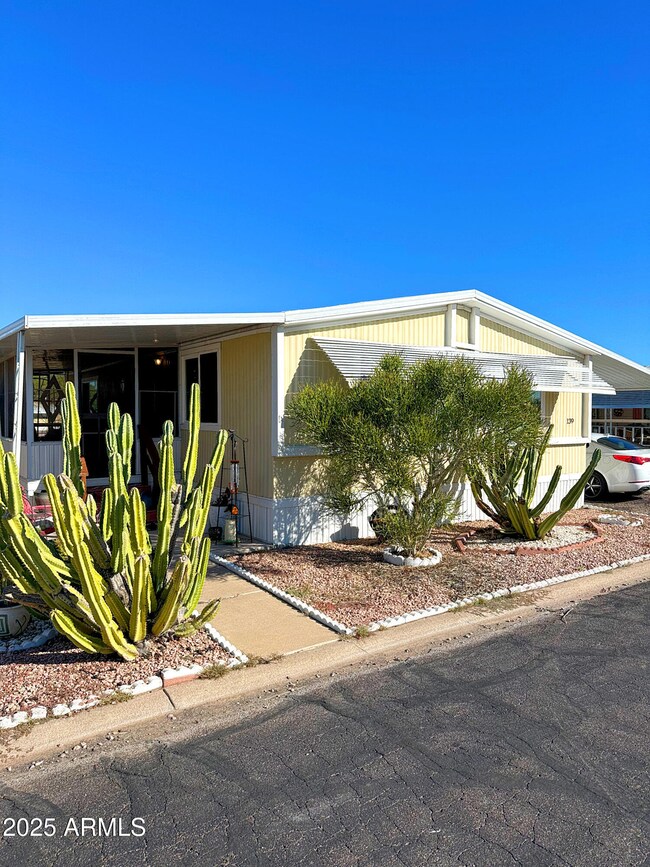 8780 E Mckellips Rd unit 139, Scottsdale, AZ 85257 - photo 4