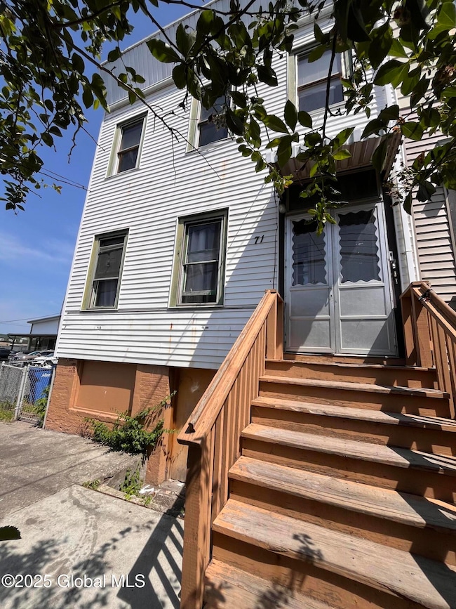 71 Watervliet Ave unit 2, Albany, NY 12206 - photo 2