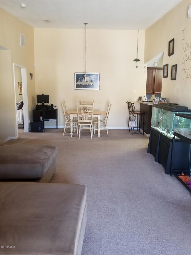 family room/dining combo