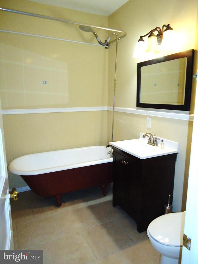 1906 Fleet St unit 1, Baltimore, MD 21231 - photo 2