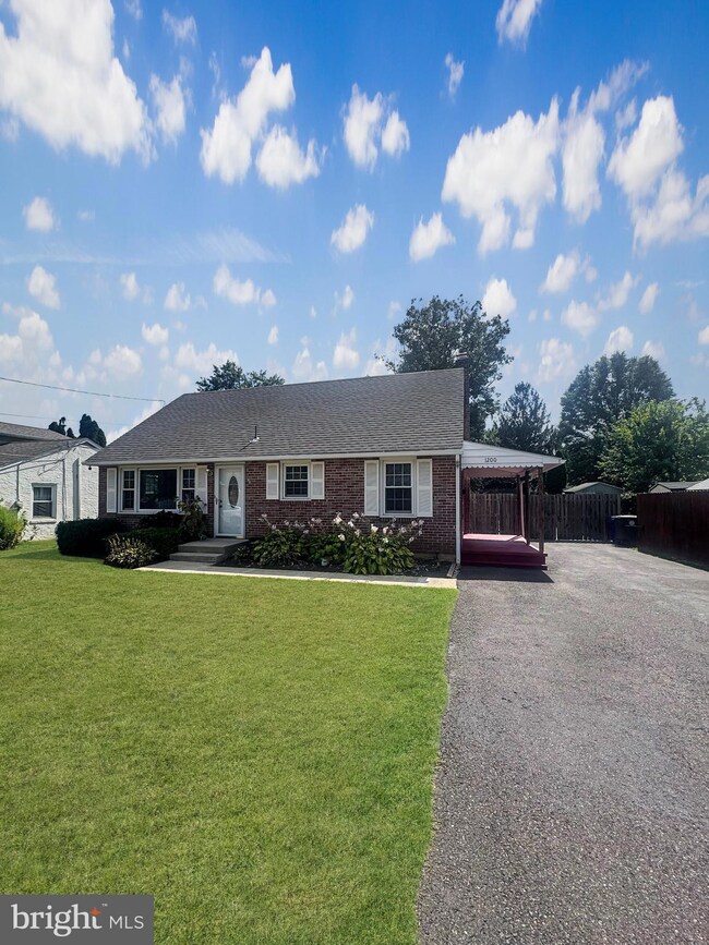 1200 Spruce St, Pottstown, PA 19464 - photo 3