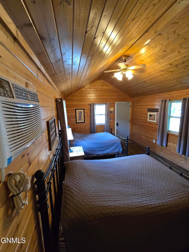 803 Broadway St unit 4 & 5, Napoleon, ND 58561 - photo 5