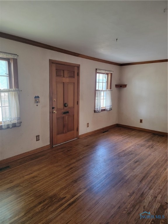 405 W 1st St, Woodville, OH 43469 - photo 2