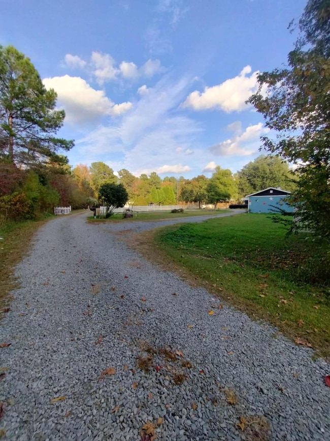 236 Julius Rd, Kingstree, SC 29556 - photo 5