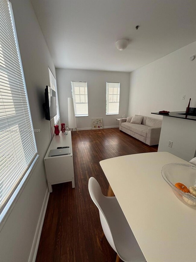 1244 Pennsylvania Ave unit 307, Miami Beach, FL 33139 - photo 3