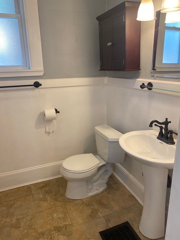 23 Ash St unit 1, Auburndale, MA 02466 - photo 6