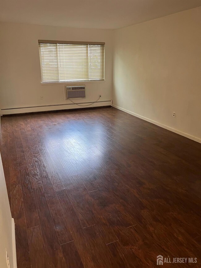 18 Lake Ave unit 8A, East Brunswick, NJ 08816 - photo 5