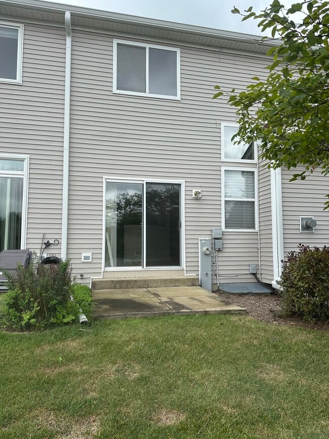 764 Panorama Ct unit T2003, Aurora, IL 60502 - photo 4