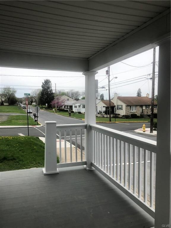 128 W 2nd St, Alburtis, PA 18011 - photo 3