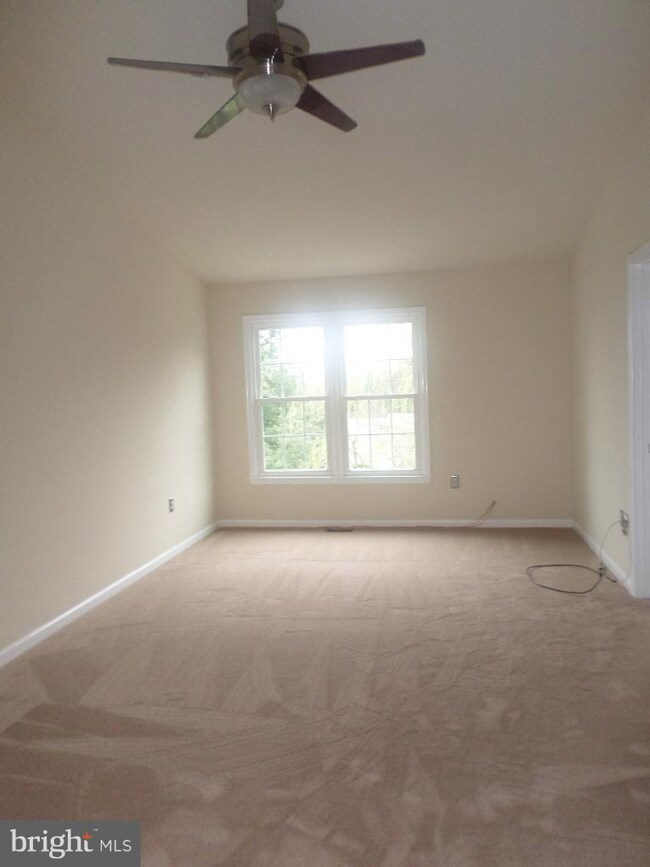 411 Fair Oaks Ave, Stafford, VA 22554 - photo 4