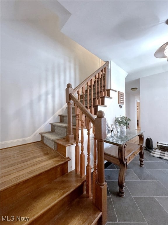 1333 Clearview Rd, Cleveland, OH 44124 - photo 3