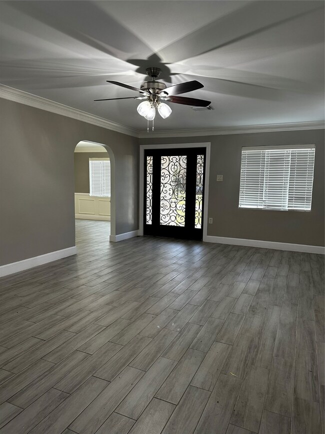 4147 Erie St, Houston, TX 77087 - photo 4