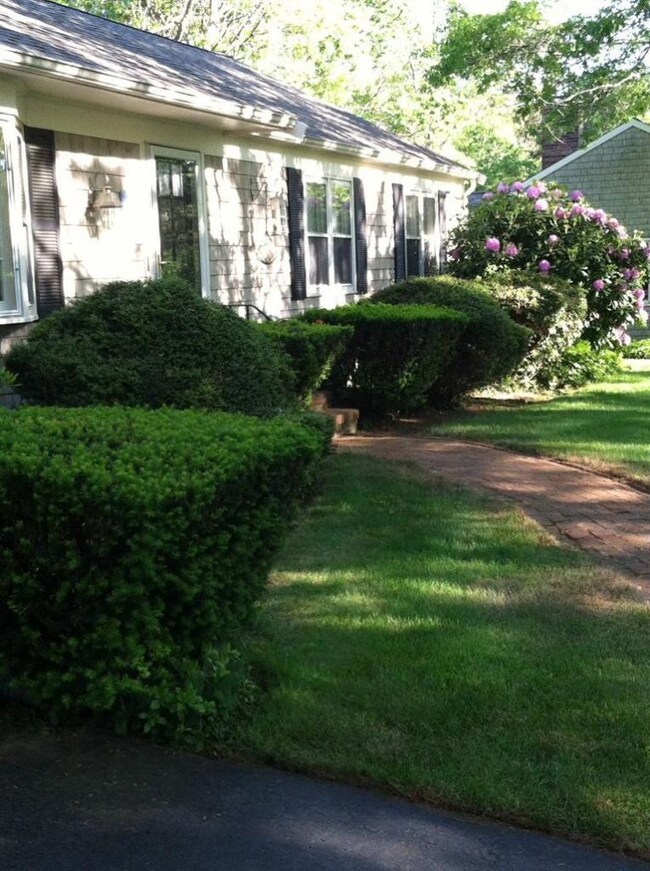 110 Prince Hinckley Rd, Centerville, MA 02632 - photo 2