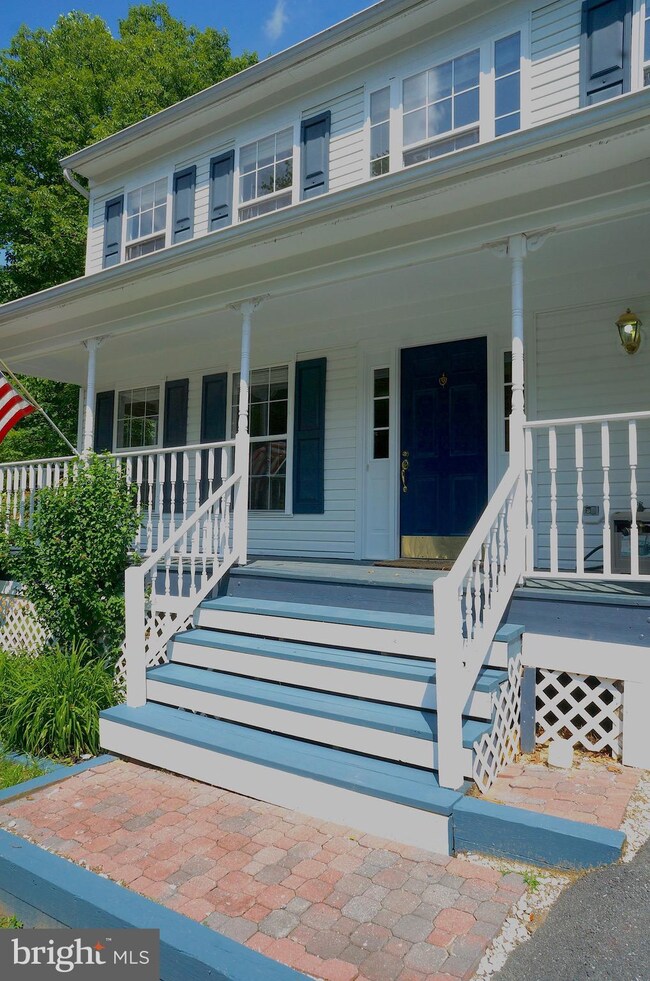 2013 Farragut Dr, Stafford, VA 22554 - photo 2