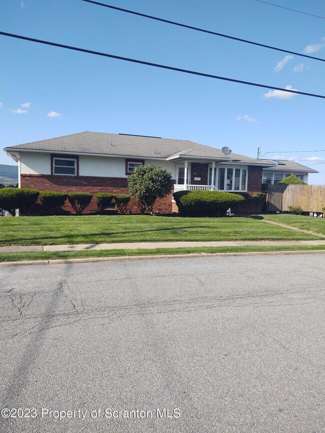 3908 Lawrence Ave, Moosic, PA 18507 - photo 2