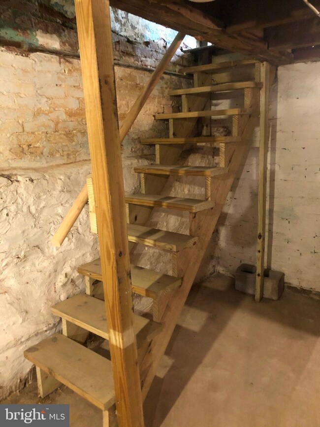 521 Howard Ave, Lancaster, PA 17602 - photo 6