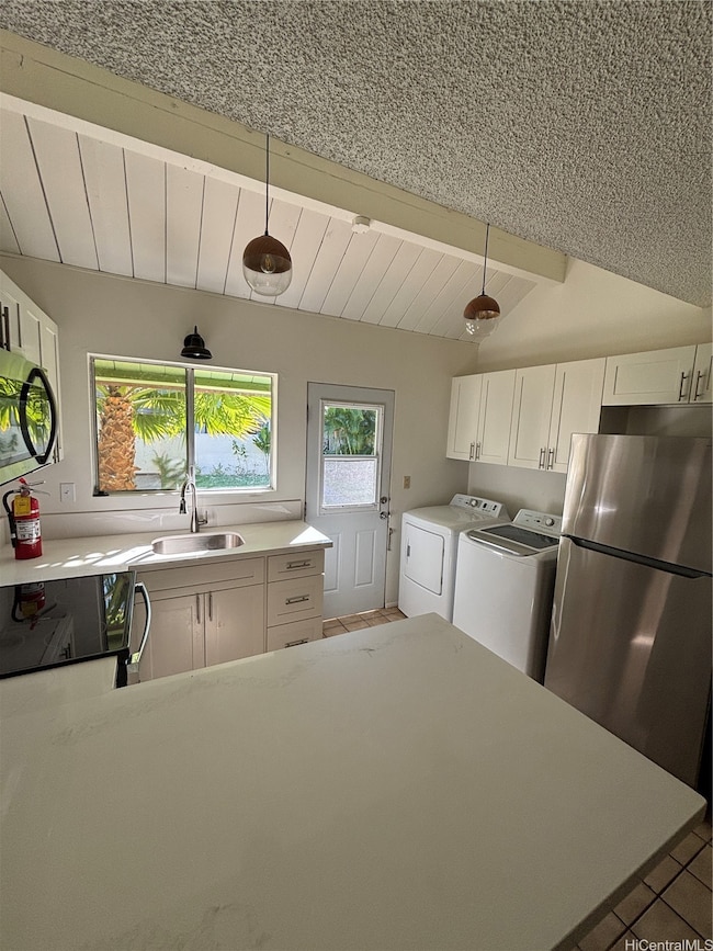 521 Pepeekeo St unit 3, Honolulu, HI 96825 - photo 4